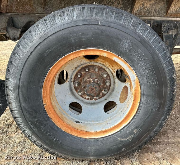 image for item IB9291 1986 GMC C6000  dump flatbed truck