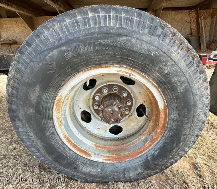 image for item IB9291 1986 GMC C6000  dump flatbed truck