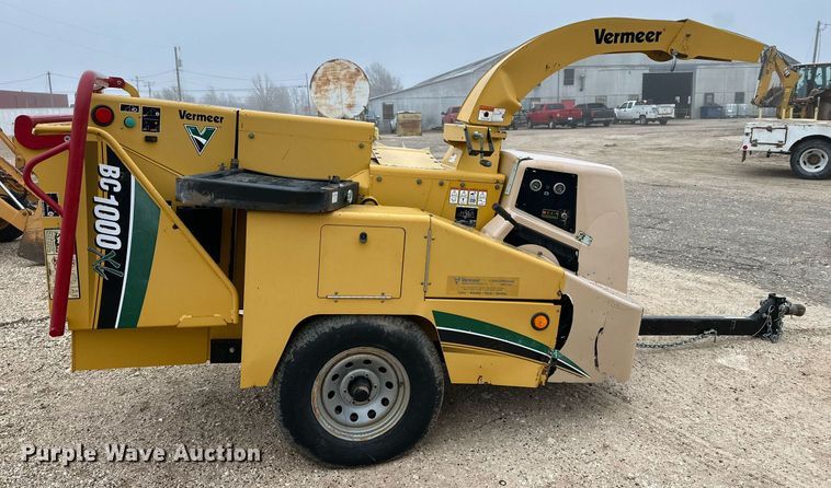 image for item IB9309 2008 Vermeer BC1000XL  wood chipper