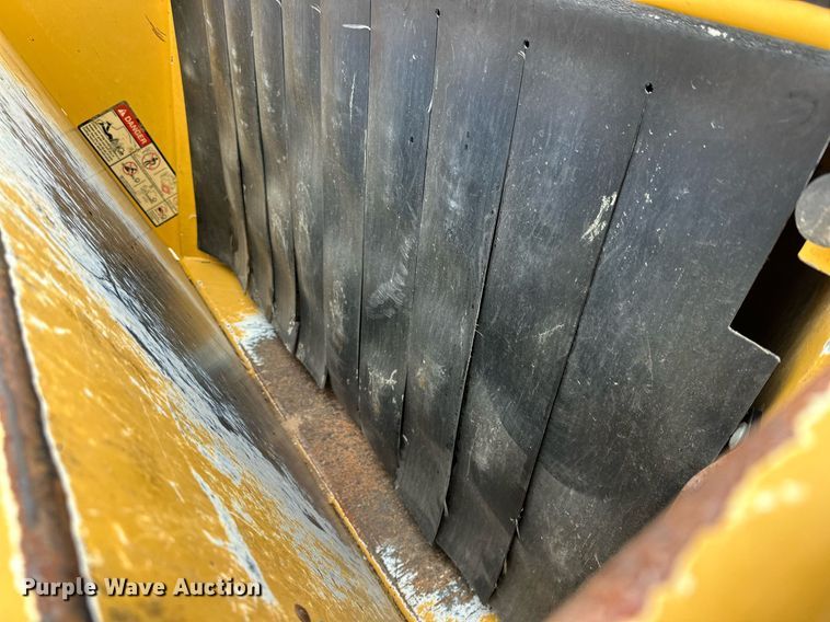 image for item IB9309 2008 Vermeer BC1000XL  wood chipper