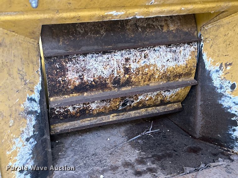 image for item IB9309 2008 Vermeer BC1000XL  wood chipper