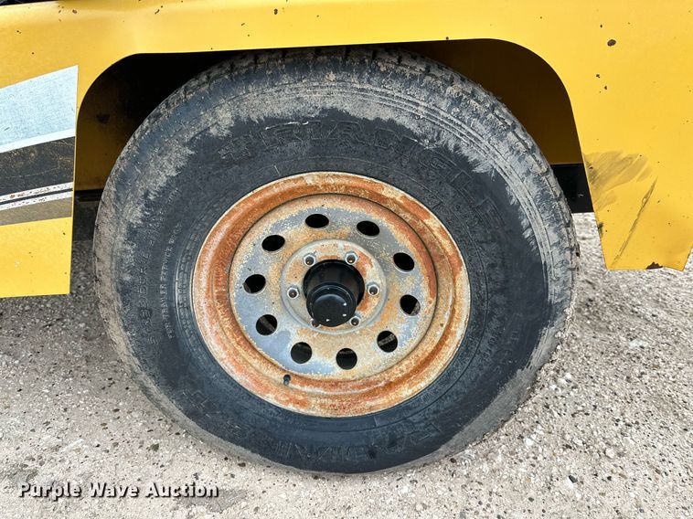 image for item IB9309 2008 Vermeer BC1000XL  wood chipper