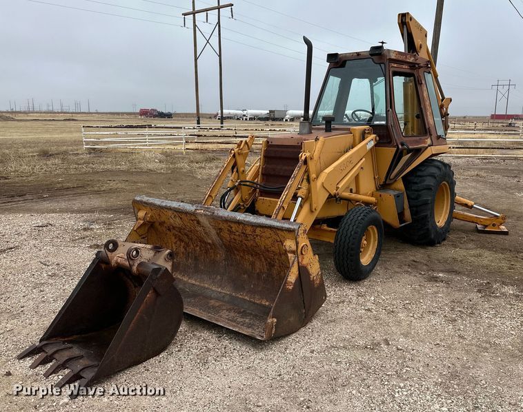image for item IB9310 Case 580 Super E  backhoe