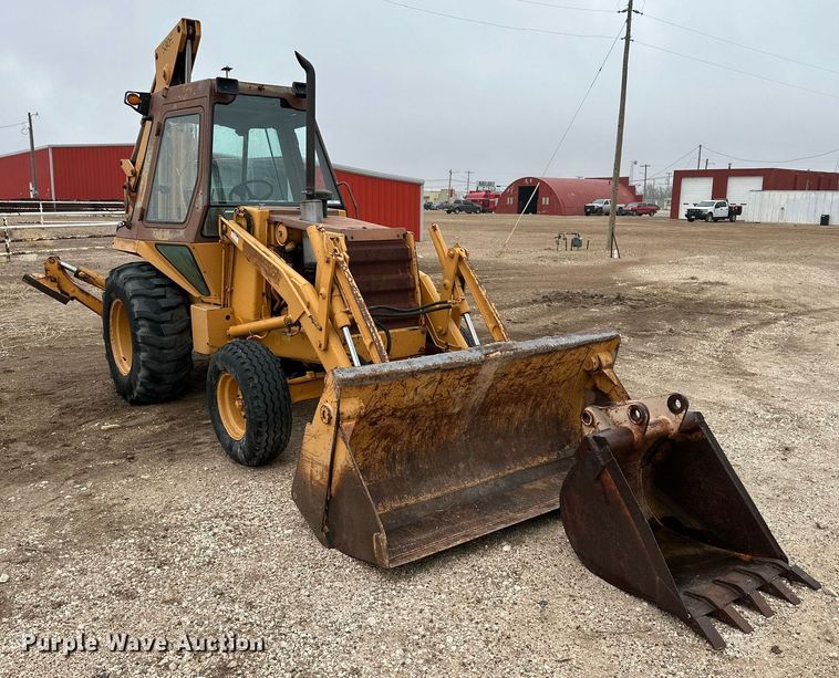 image for item IB9310 Case 580 Super E  backhoe