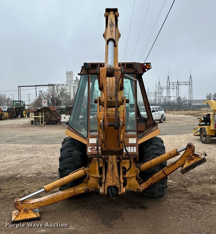 image for item IB9310 Case 580 Super E  backhoe