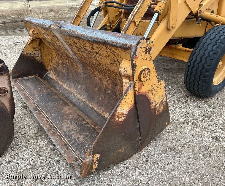 image for item IB9310 Case 580 Super E  backhoe