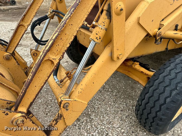 image for item IB9310 Case 580 Super E  backhoe