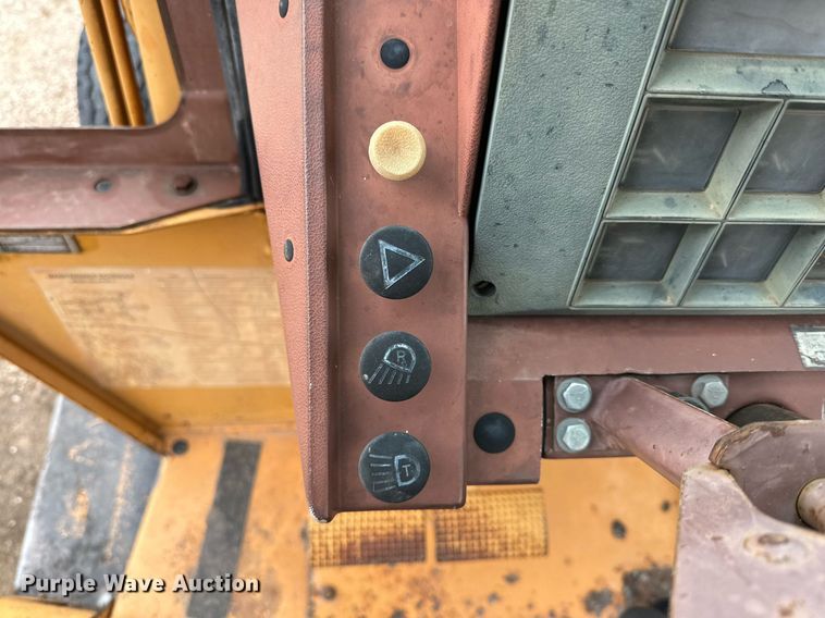 image for item IB9310 Case 580 Super E  backhoe