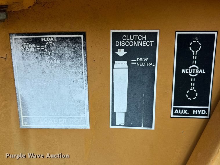 image for item IB9310 Case 580 Super E  backhoe