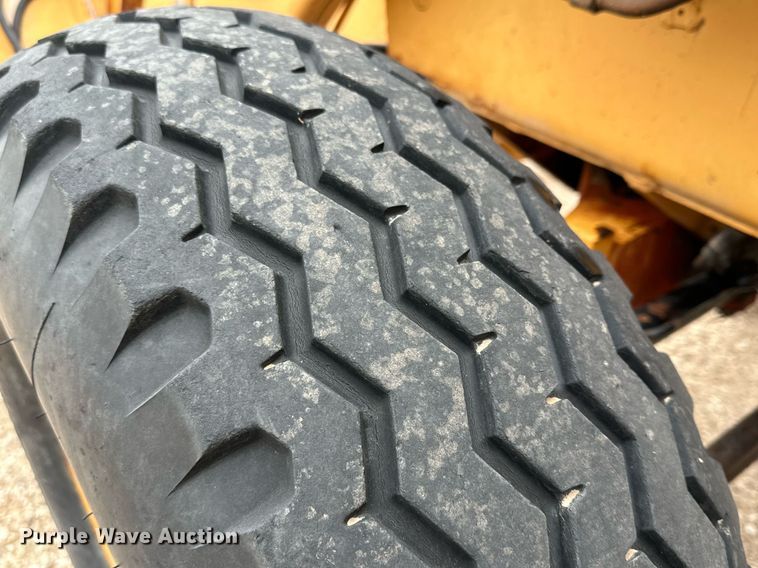 image for item IB9310 Case 580 Super E  backhoe