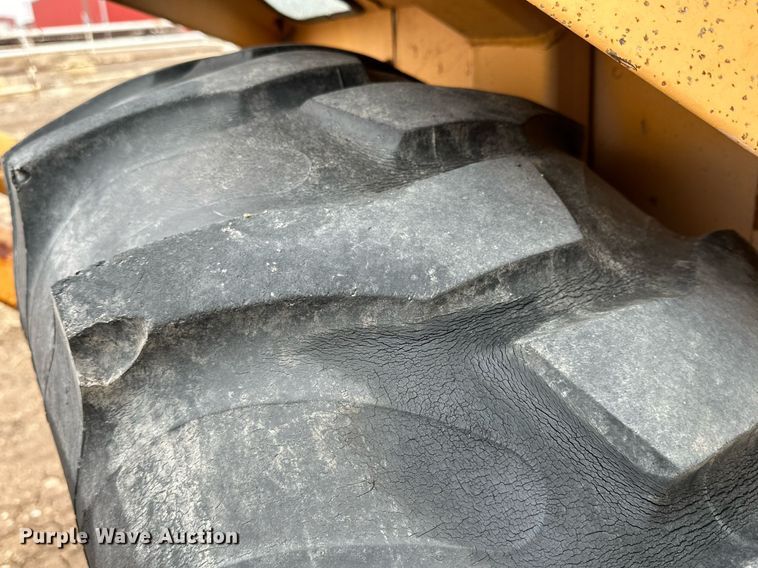 image for item IB9310 Case 580 Super E  backhoe