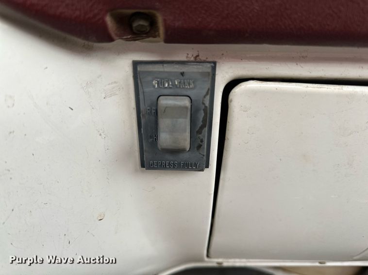 image for item IB9311 1985 GMC Sierra 3500  flatbed pickup truck