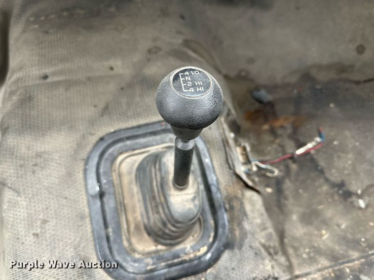 image for item IB9311 1985 GMC Sierra 3500  flatbed pickup truck