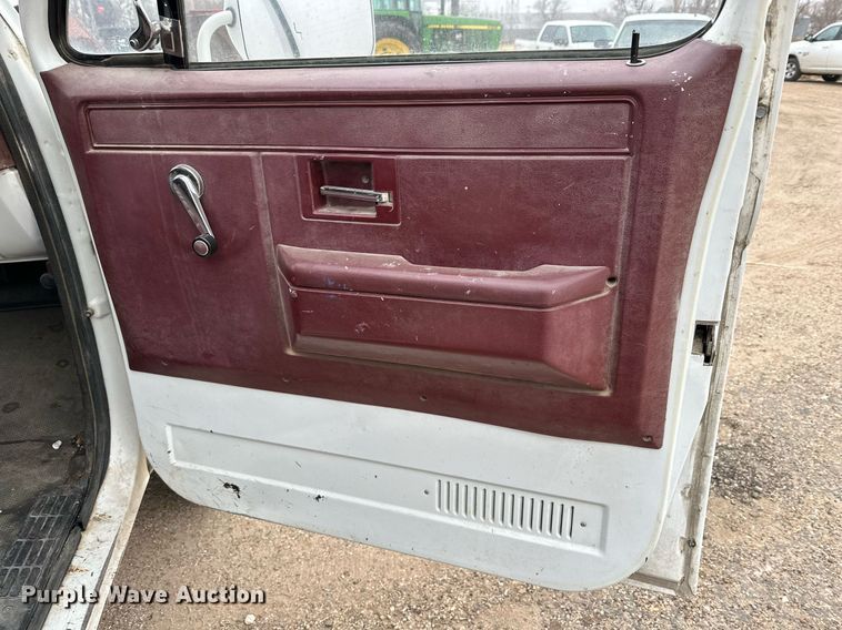 image for item IB9311 1985 GMC Sierra 3500  flatbed pickup truck