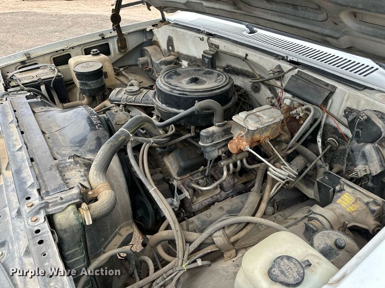 image for item IB9311 1985 GMC Sierra 3500  flatbed pickup truck