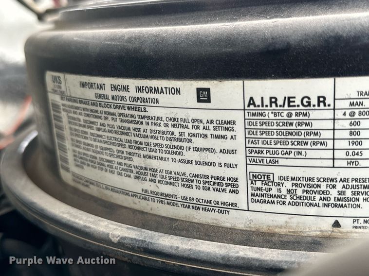 image for item IB9311 1985 GMC Sierra 3500  flatbed pickup truck