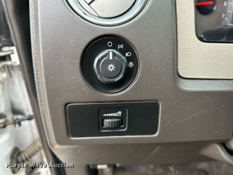 image for item IB9312 2009 Ford F150  SuperCrew pickup truck