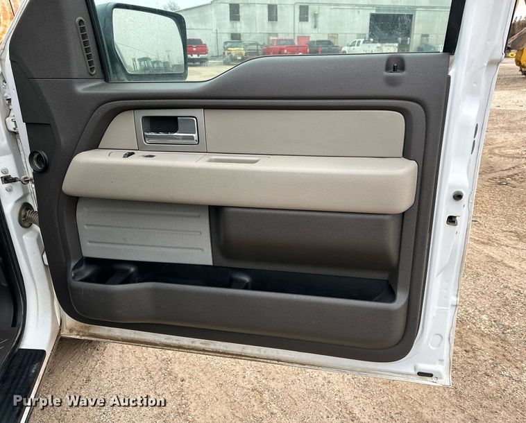 image for item IB9312 2009 Ford F150  SuperCrew pickup truck