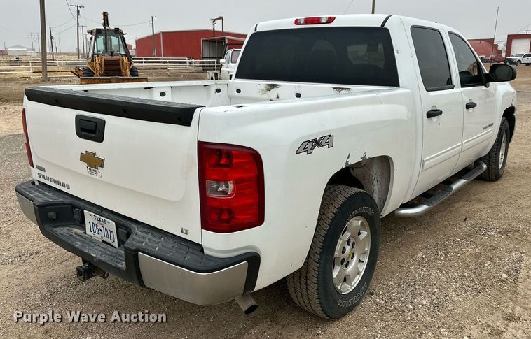image for item IB9313 2011 Chevrolet Silverado 1500  Crew Cab pickup truck