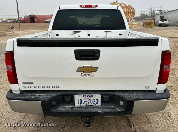 image for item IB9313 2011 Chevrolet Silverado 1500  Crew Cab pickup truck