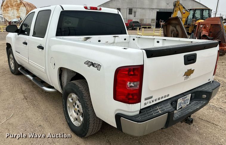 image for item IB9313 2011 Chevrolet Silverado 1500  Crew Cab pickup truck