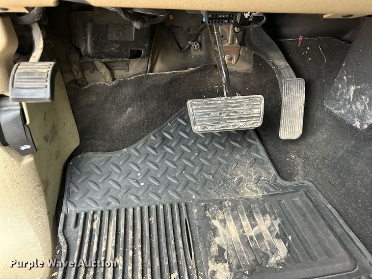 image for item IB9313 2011 Chevrolet Silverado 1500  Crew Cab pickup truck