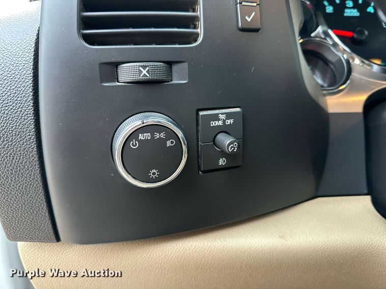 image for item IB9313 2011 Chevrolet Silverado 1500  Crew Cab pickup truck