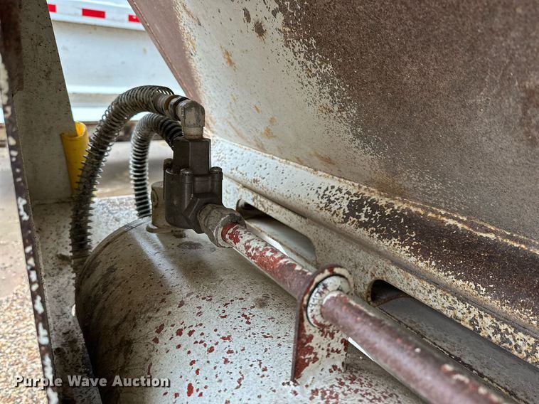 image for item IB9315 2015 Load King  bottom dump trailer