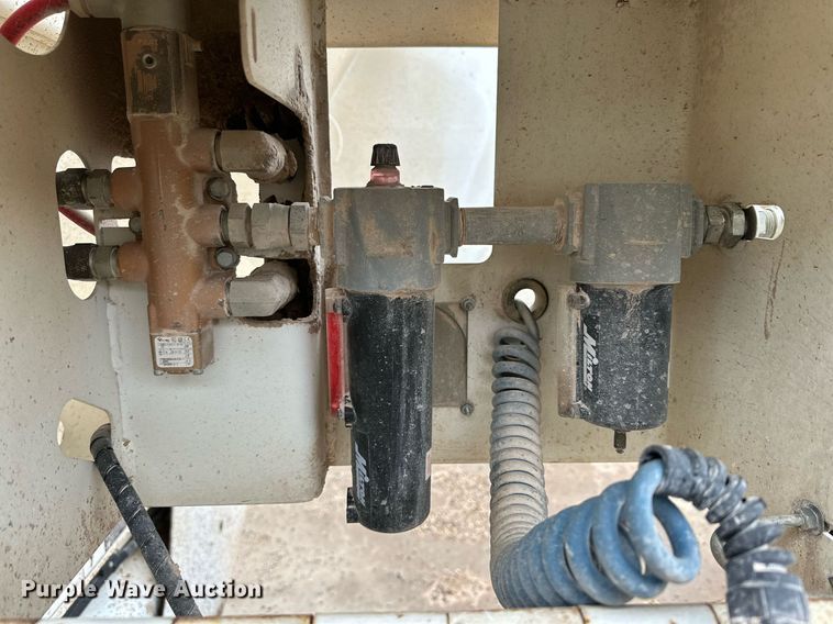 image for item IB9315 2015 Load King  bottom dump trailer