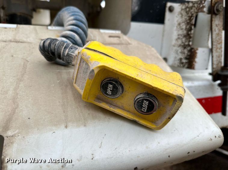 image for item IB9315 2015 Load King  bottom dump trailer