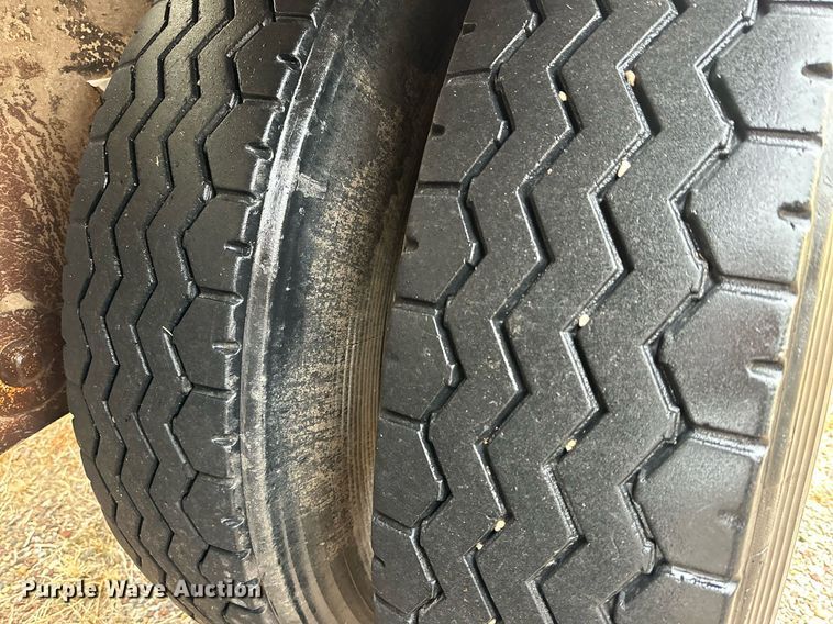 image for item IB9315 2015 Load King  bottom dump trailer