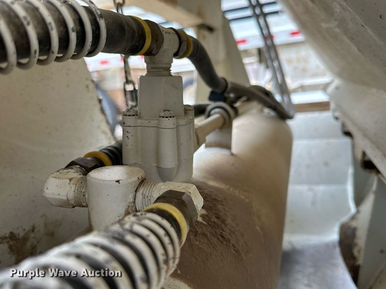 image for item IB9316 2013 Load King  bottom dump trailer