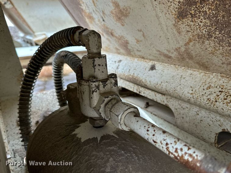 image for item IB9316 2013 Load King  bottom dump trailer