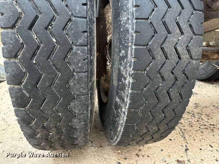 image for item IB9316 2013 Load King  bottom dump trailer