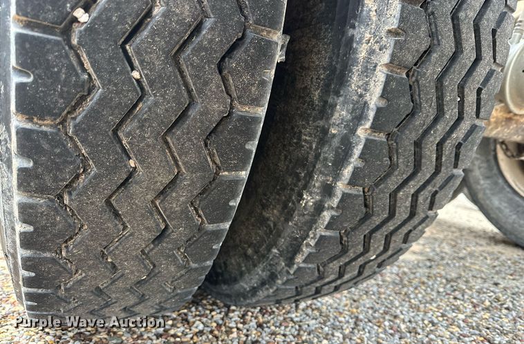 image for item IB9316 2013 Load King  bottom dump trailer