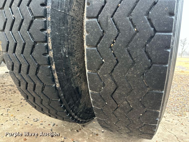 image for item IB9316 2013 Load King  bottom dump trailer