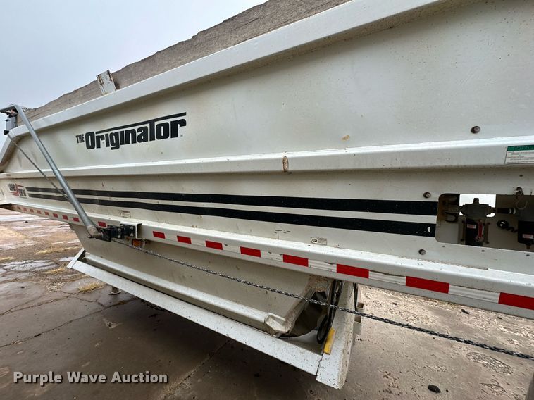 image for item IB9317 2013 Load King  bottom dump trailer
