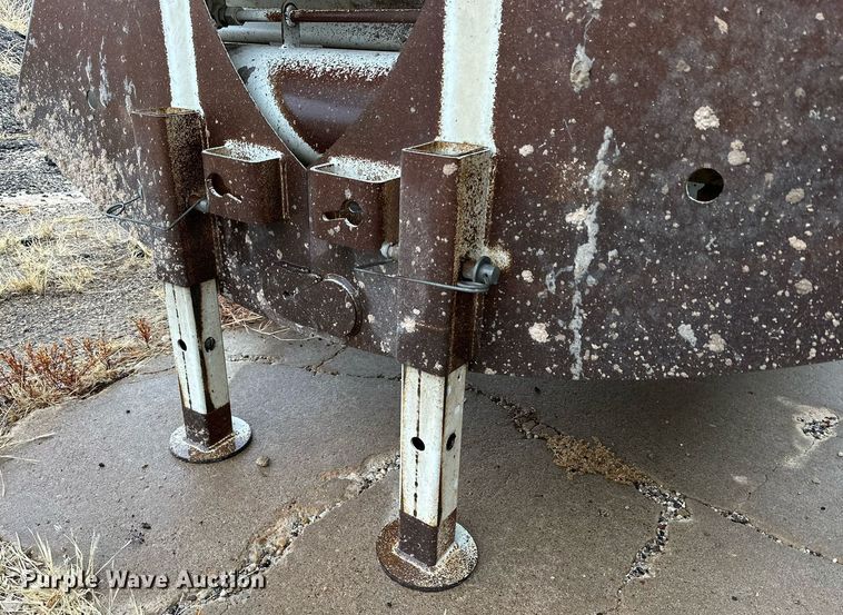 image for item IB9317 2013 Load King  bottom dump trailer