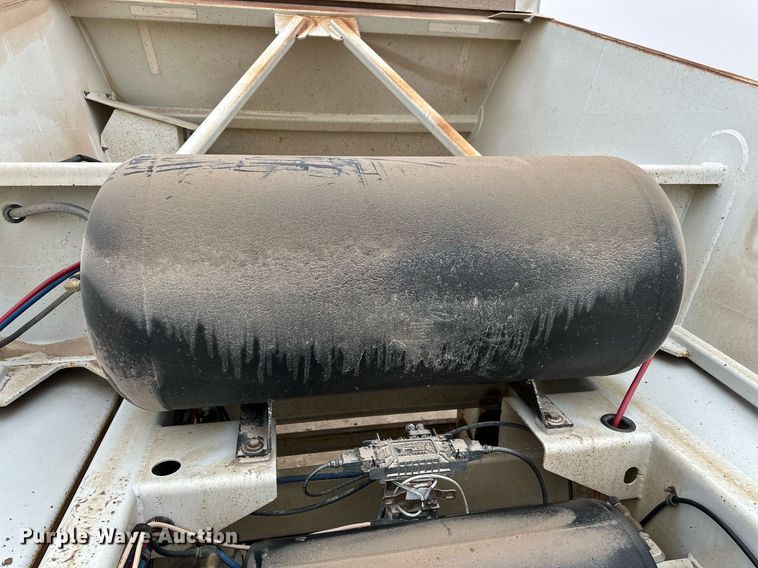 image for item IB9317 2013 Load King  bottom dump trailer