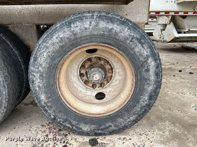 image for item IB9317 2013 Load King  bottom dump trailer