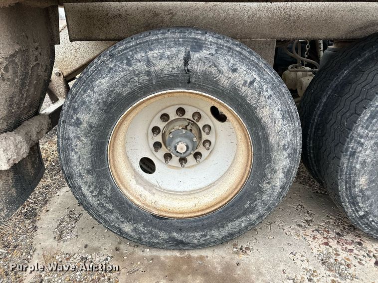 image for item IB9317 2013 Load King  bottom dump trailer