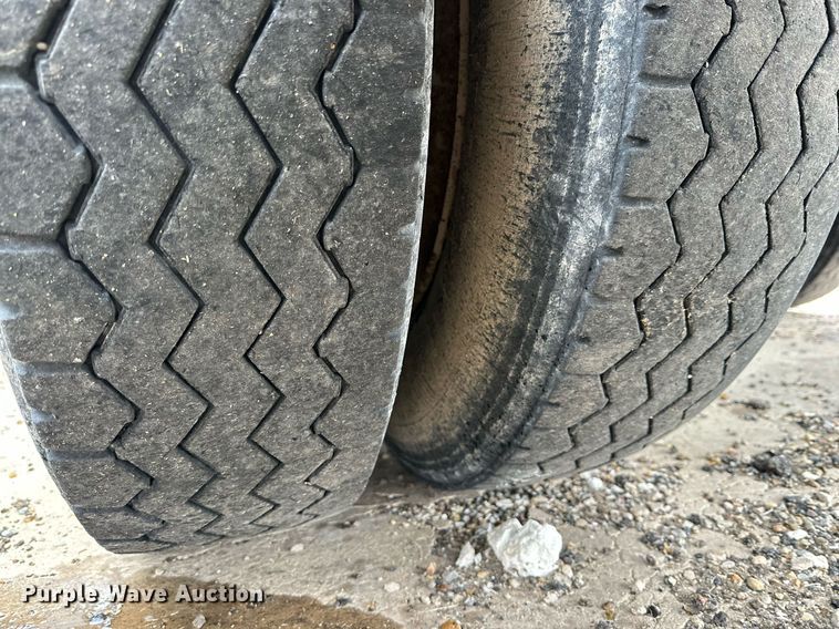 image for item IB9317 2013 Load King  bottom dump trailer