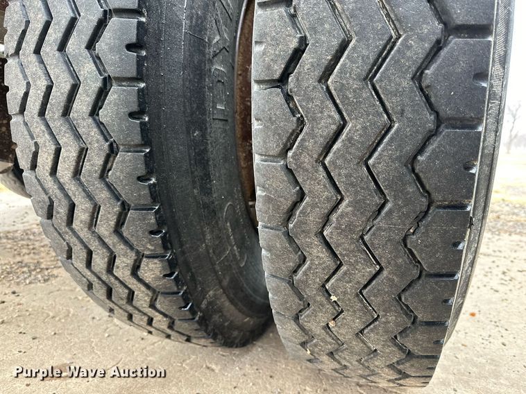 image for item IB9317 2013 Load King  bottom dump trailer