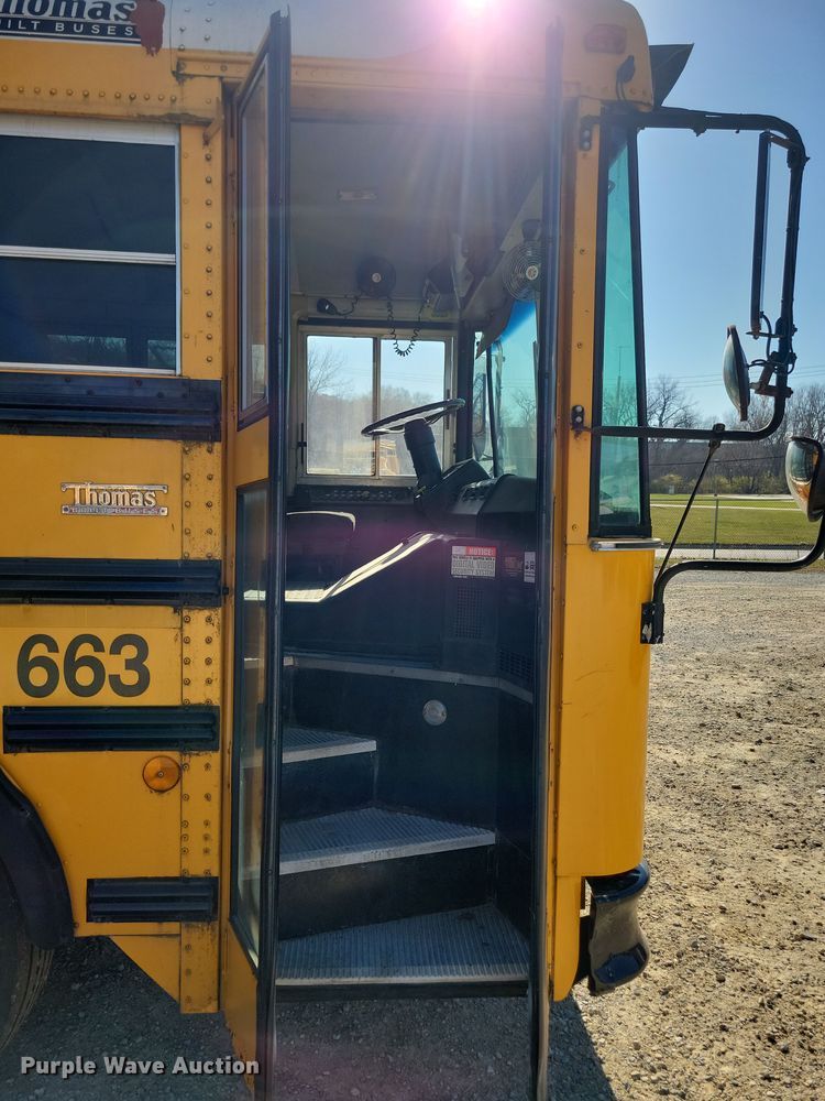 image for item JO9040 2003 Blue Bird  school bus