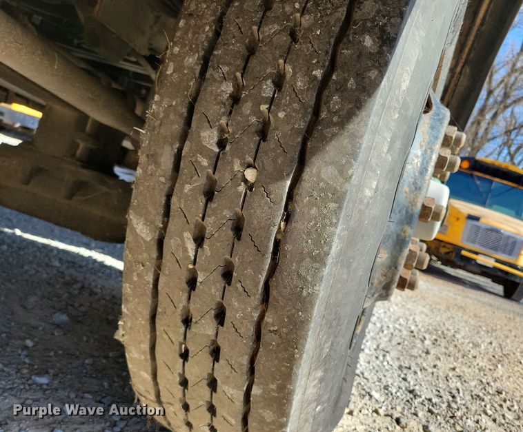 image for item JO9040 2003 Blue Bird  school bus