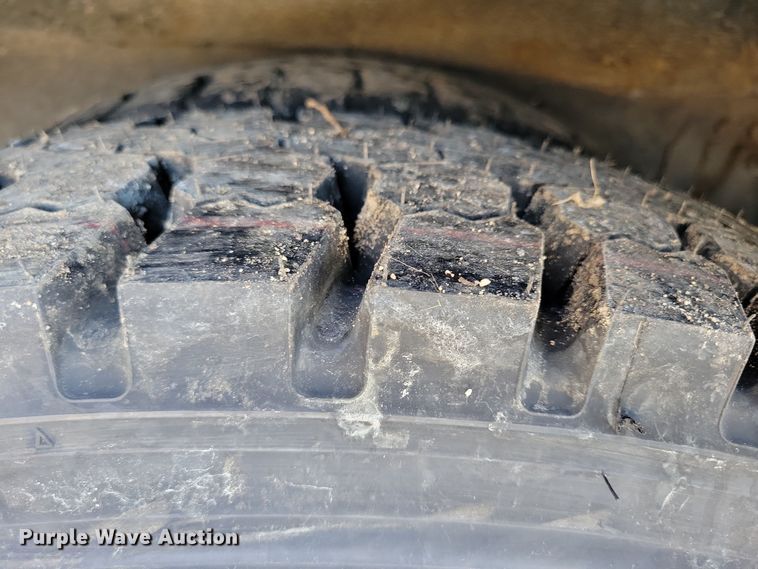 image for item JO9040 2003 Blue Bird  school bus