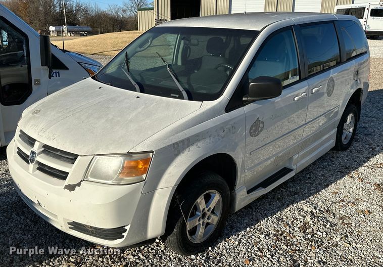 image for item KN9543 2010 Dodge Grand Caravan  handicap accessible van