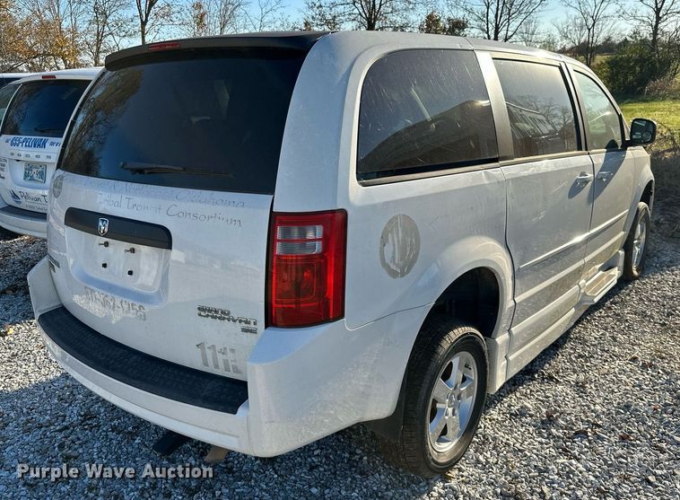image for item KN9543 2010 Dodge Grand Caravan  handicap accessible van