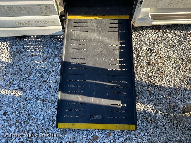 image for item KN9543 2010 Dodge Grand Caravan  handicap accessible van