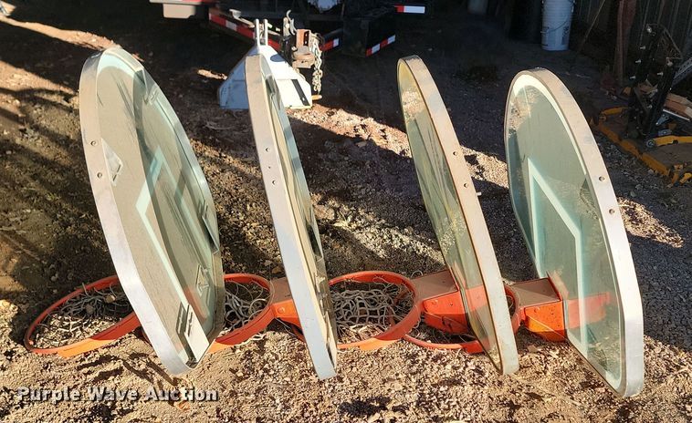 image for item KT9941 (4) basketball hoops